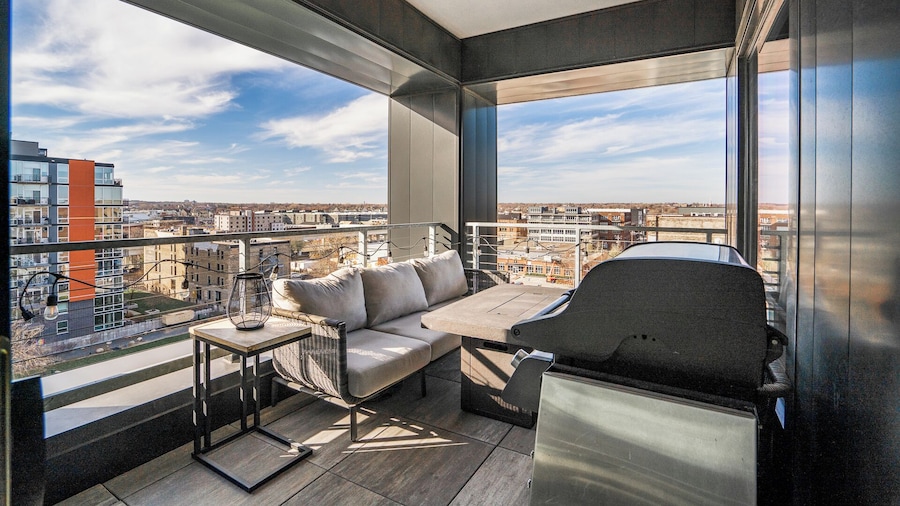 Sable 701 - Luxury Two Story Loft