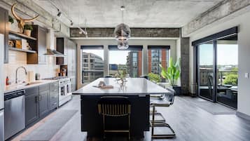 Apartment (1 Bedroom) | Private kitchen | Microwave, oven, stovetop, dishwasher