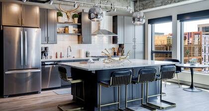 Sable 501 - Luxury Two Story Loft
