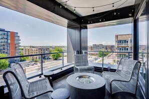 Apartment (1 Bedroom) | Terrace/patio - Sable 501 - Luxury Two Story Loft (Minneapolis)