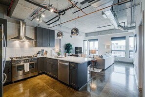 公寓 (2 Bedrooms) | 住宿設施服務
