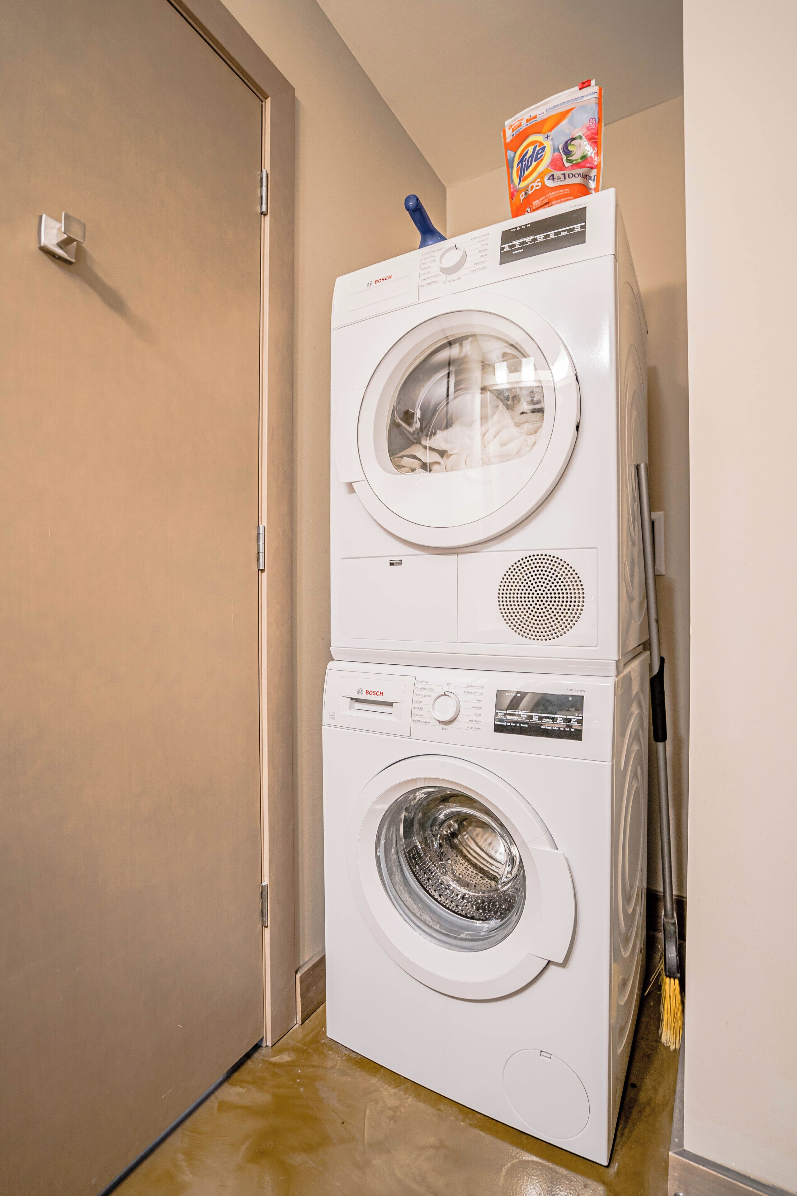 Apartment (0 Bedroom) | Property amenity