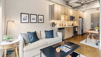 Apartment (0 Bedroom) | Property amenity