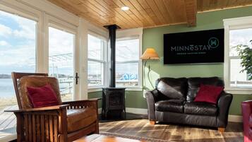 House (2 Bedrooms) | Living area | TV, fireplace