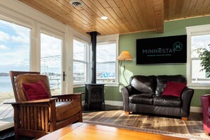 House (2 Bedrooms) | Living area | TV, fireplace