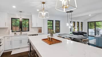 Villa (3 Bedrooms) | Property amenity