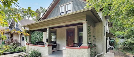 House (3 Bedrooms) | Property amenity