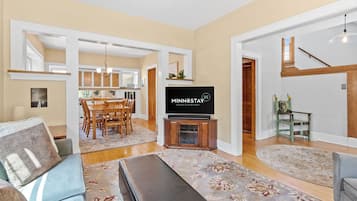House (3 Bedrooms) | Property amenity