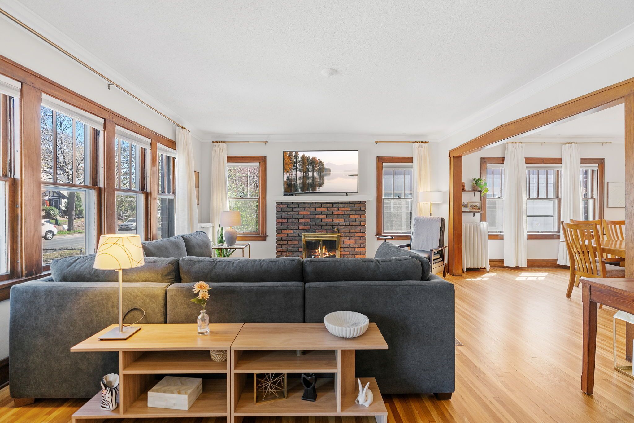 House (3 Bedrooms) | Living room | TV