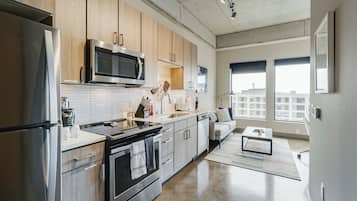 Apartment (0 Bedroom) | Front of property