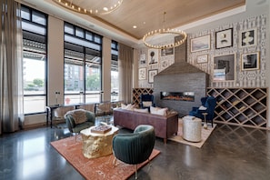 Apartment (0 Bedroom) | Interior - Sable 806 - Alcove (Minneapolis)