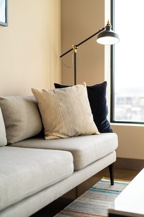 Apartment (0 Bedroom) | Property amenity - Sable 806 - Alcove (Minneapolis)