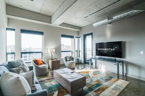 Apartment (2 Bedrooms) | Living room