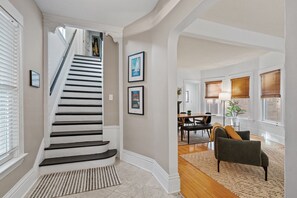 House (3 Bedrooms) | Property amenity - The Linden House (Minneapolis)
