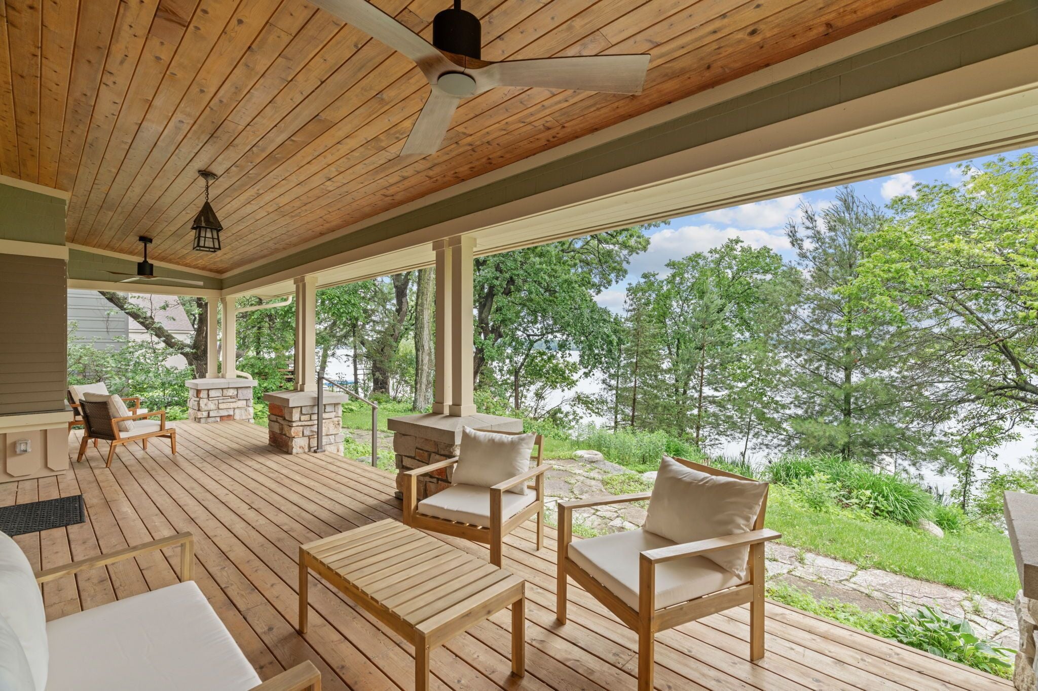 Casa (5 Bedrooms) | Servicio de la propiedad