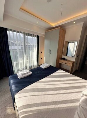 2 bedrooms, WiFi, bed sheets