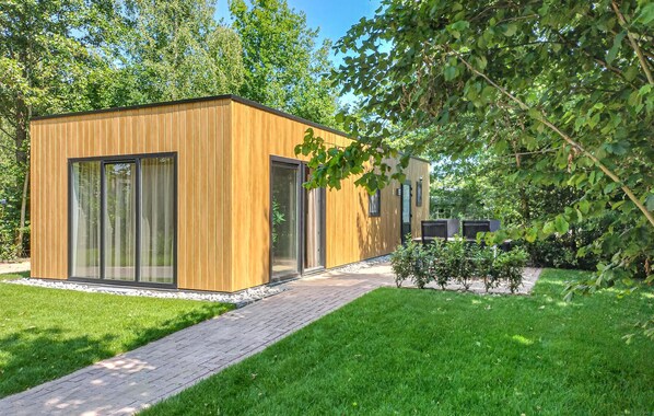 Exterior - Nice home in Oosterwolde with WiFi (Oosterwolde)