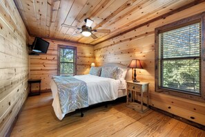 4 bedrooms, free WiFi, bed sheets - Create Unforgettable Family Memories at Life Is Beautiful. Endless Fun, Hot Tub (Broken Bow)