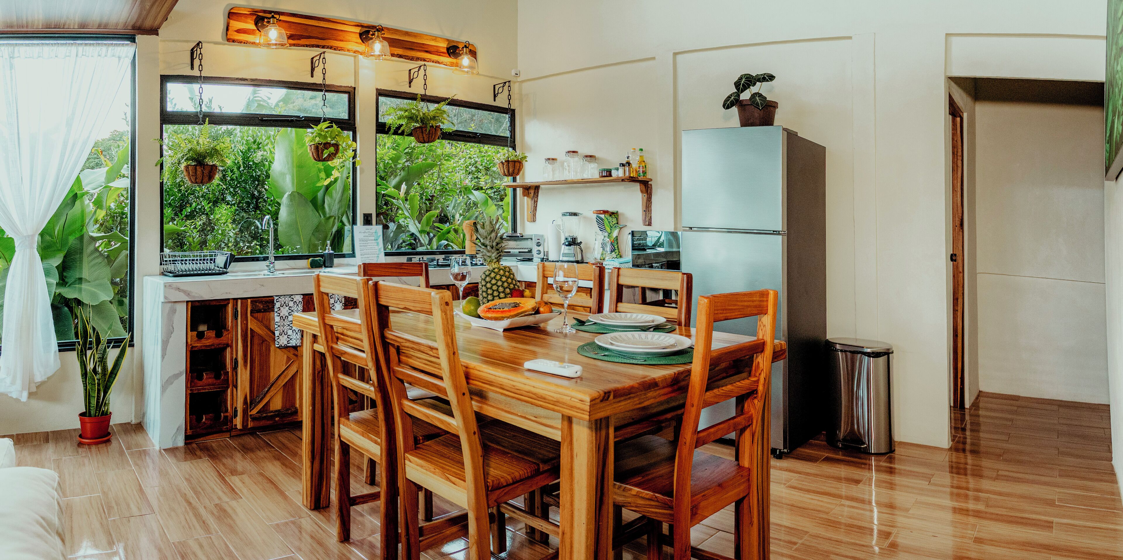Cabin, City View, Mountainside | Dining room