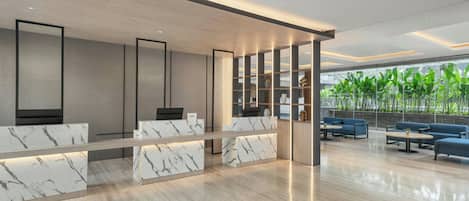 Lobby lounge