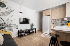 Apartment, Accessible | 1 bedroom, Internet