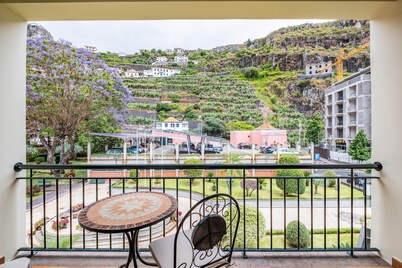 馬德拉太陽旅行社佩斯塔納之巢飯店