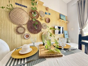 Apartment | Dining
