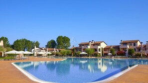Pool - Resort Apartment (Peschiera del garda)