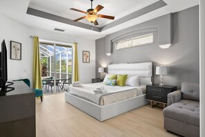 4 bedrooms, iron/ironing board, WiFi, bed sheets