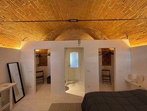 1 bedroom, iron/ironing board, free WiFi, bed sheets - "La Stalla", apartment (Empoli)