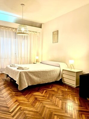 Free WiFi, bed sheets