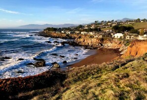 Espreguiçadeiras, toalhas de praia 
