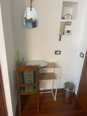 In-room safe, free WiFi