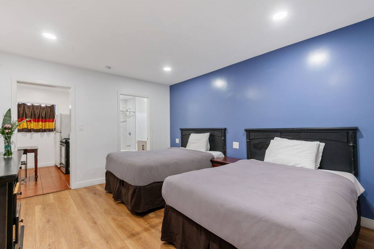 Family Studio, 2 Double Beds, Kitchen