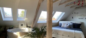 Jade Suite, whirlpool and Netflix