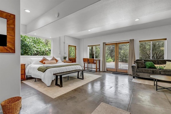 4 habitaciones, wifi y ropa de cama