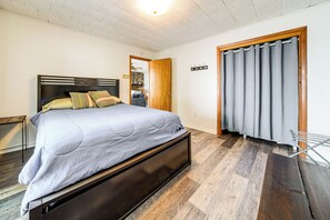 3 bedrooms, internet, bed sheets
