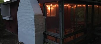 Berkshire Mountain Cottage - Spectacular Views of Mount Greylock