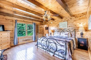 2 多间卧室、免费 WiFi、床单