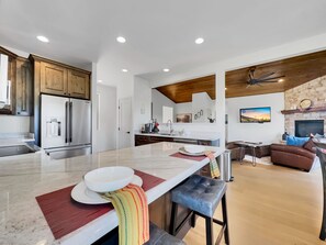 Fridge, microwave, oven, stovetop - Luxury Cabin Vibes | Hot Tub, Sunset Deck, & Forest Views (Strawberry)