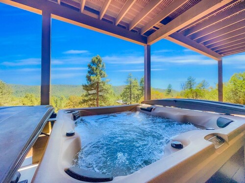 Luxury Cabin Vibes | Hot Tub, Sunset Deck, & Forest Views
