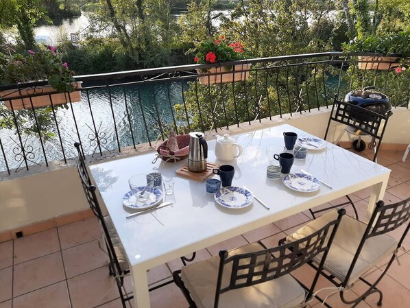 Servei de restauració a l'aire lliure