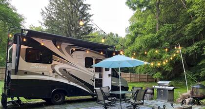 Cozy RV in Lovely Marietta with WiFi