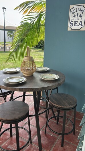 Outdoor dining