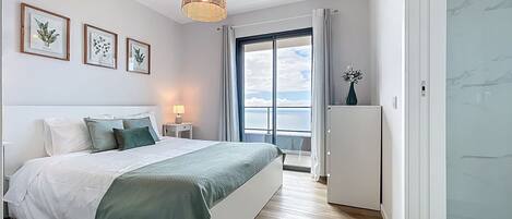 Iron/ironing board, travel crib, free WiFi, bed sheets