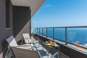 Outdoor dining - Atlantic Haven by Atlantic Holiday (Caniço)