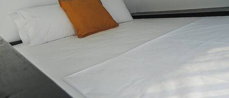 1 Schlafzimmer, Reisekinderbett, WLAN, Bettwäsche
