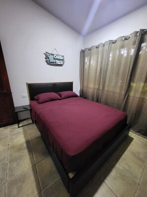 WiFi, bed sheets
