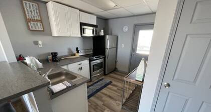 Charming 2-bedroom house in amazing Chalmette with WiFi, AC
Gator