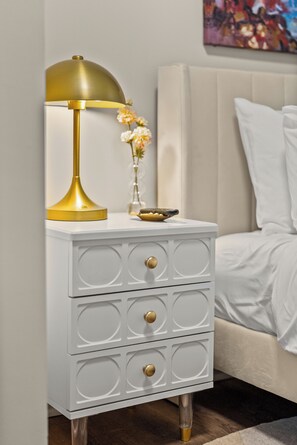 4 habitaciones, tabla de planchar con plancha y wifi gratis